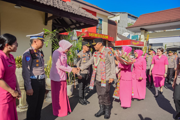 Kapolda Jatim Pimpin Sertijab Kapolres Jember, SekaligusTinjau Lahan untuk SPN